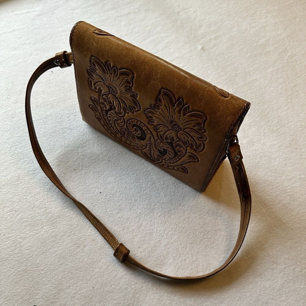 Vintage Hand Tooled Leather Shoulder Bag 10x7 Purse - Picture 10 of 10
